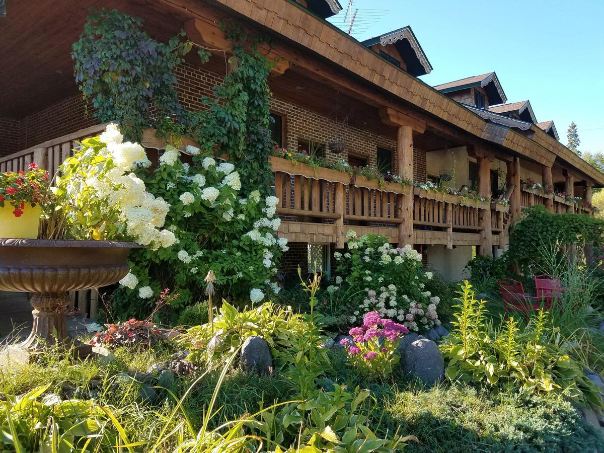 Lenroot Lodge Seeley Exteriör bild